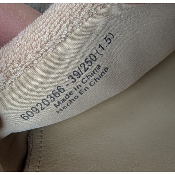 Charles & Keith Loey Textured Curved-Heel Mules Beige Women's 8.5 (39) - Picture 4 of 11